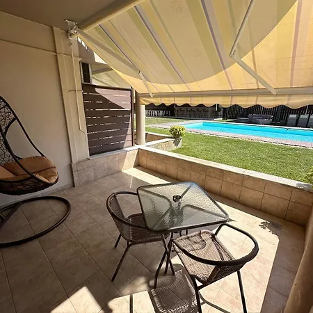 Mente Libre Hotel apartamentowy 3*