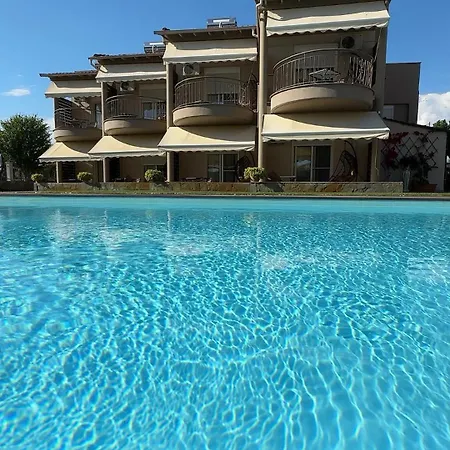 Mente Libre Nea Plagia